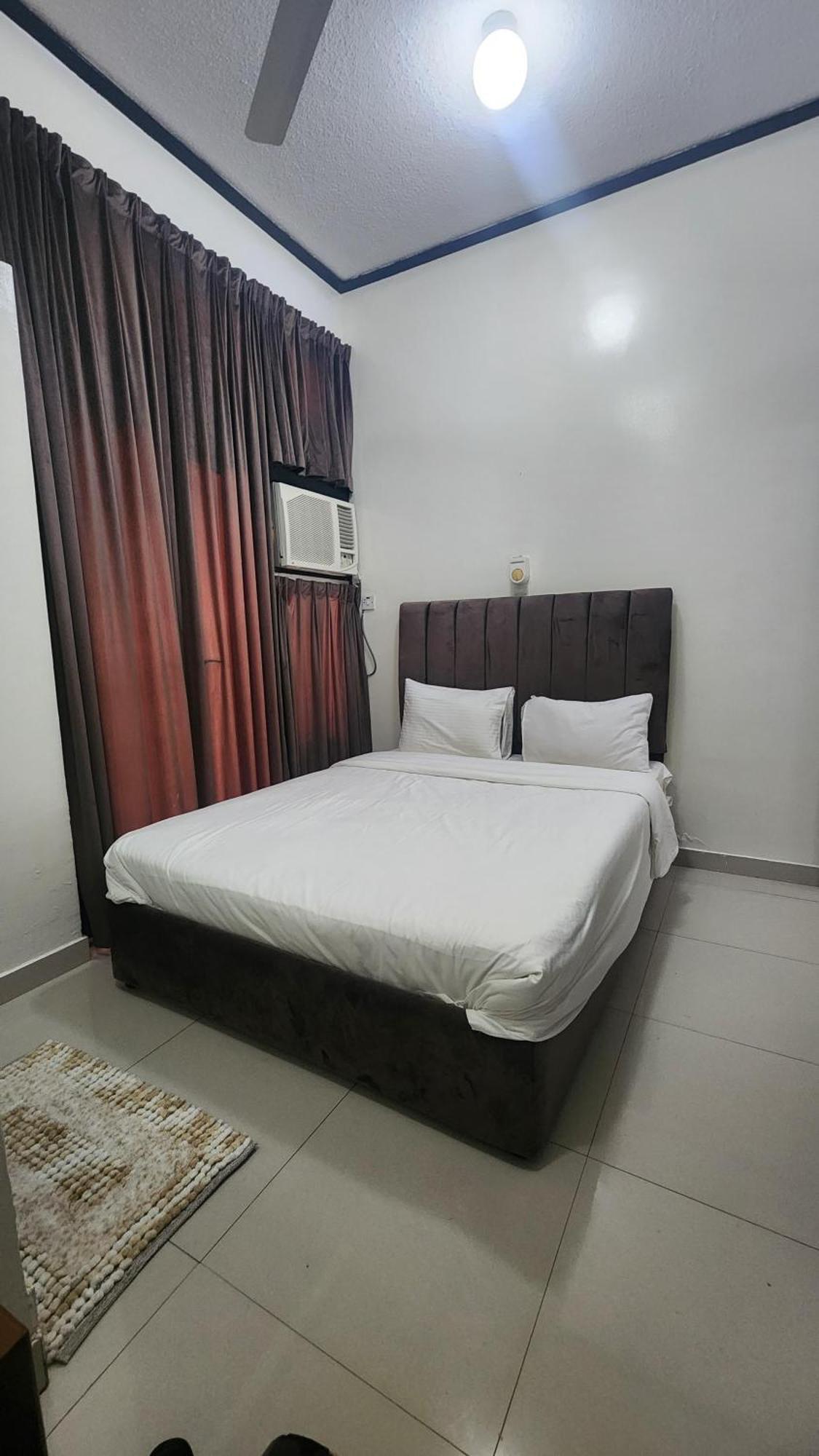 Qurum Beach Hotel Muskat Eksteriør bilde