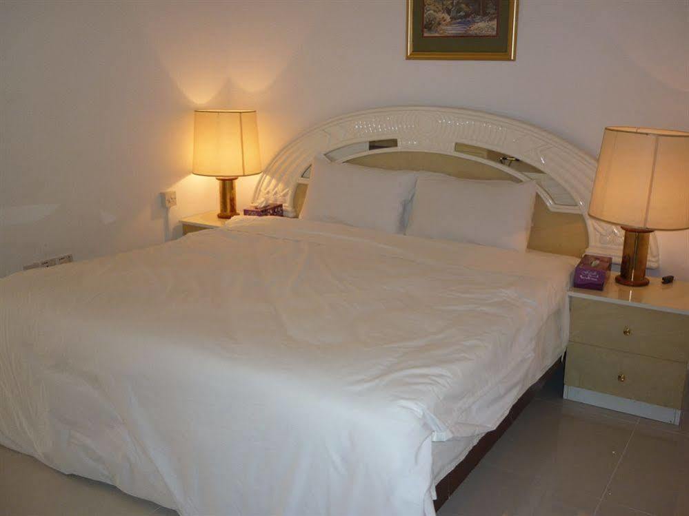Qurum Beach Hotel Muskat Eksteriør bilde
