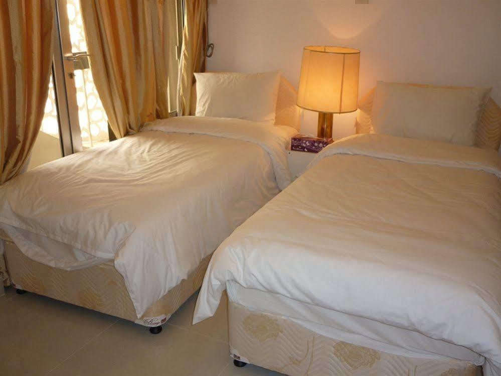 Qurum Beach Hotel Muskat Eksteriør bilde