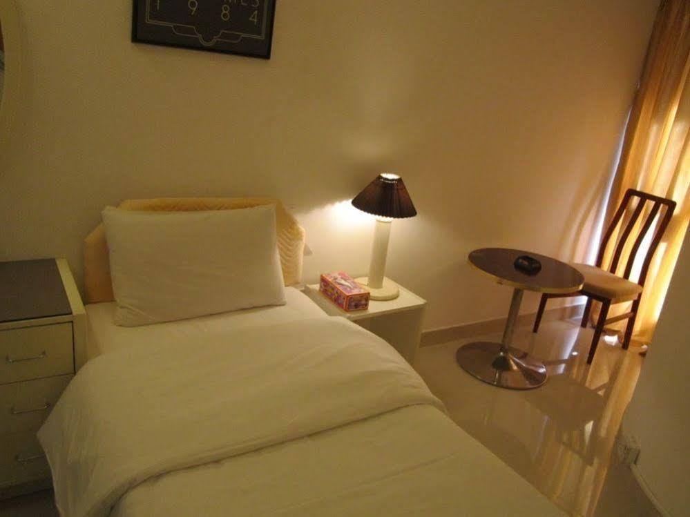 Qurum Beach Hotel Muskat Eksteriør bilde
