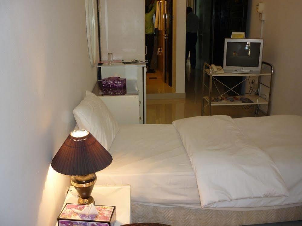 Qurum Beach Hotel Muskat Eksteriør bilde